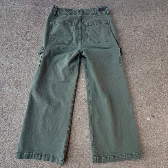 Paige Carly Petite Women 28 Wide Leg Cargo Pants Pockets VTG IVY Green Stretchy - Picture 4 of 14